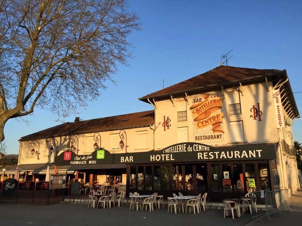 Hotellerie Du Centre Salies-du-Salat エクステリア 写真